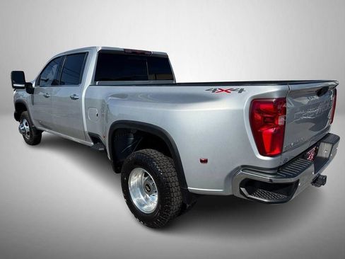 Used 2022 Chevrolet Silverado 3500 LTZ w/ LTZ Texas Edition AWD/4WD image 4