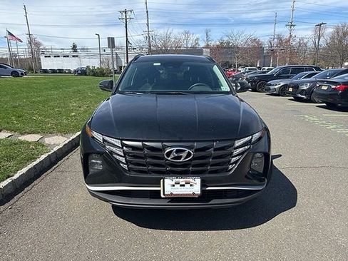 Used 2022 Hyundai Tucson Blue image 2