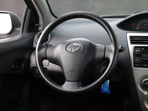 Used 2009 Toyota Yaris Sedan w/ Convenience Pkg FWD image 27