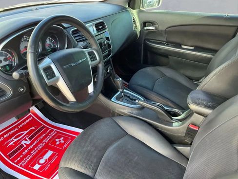 Used 2014 Chrysler 200 Touring image 13