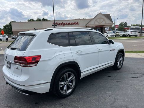 Used 2018 Volkswagen Atlas SE w/ R-Line Package image 7
