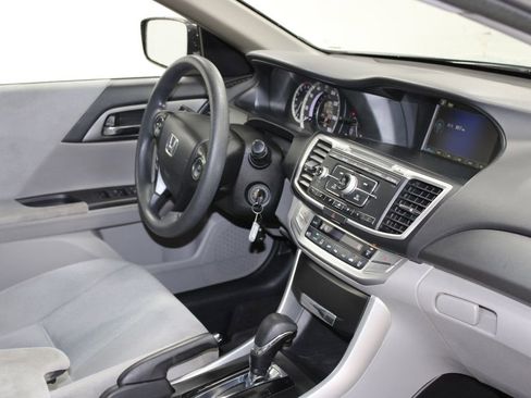 Used 2013 Honda Accord LX image 26