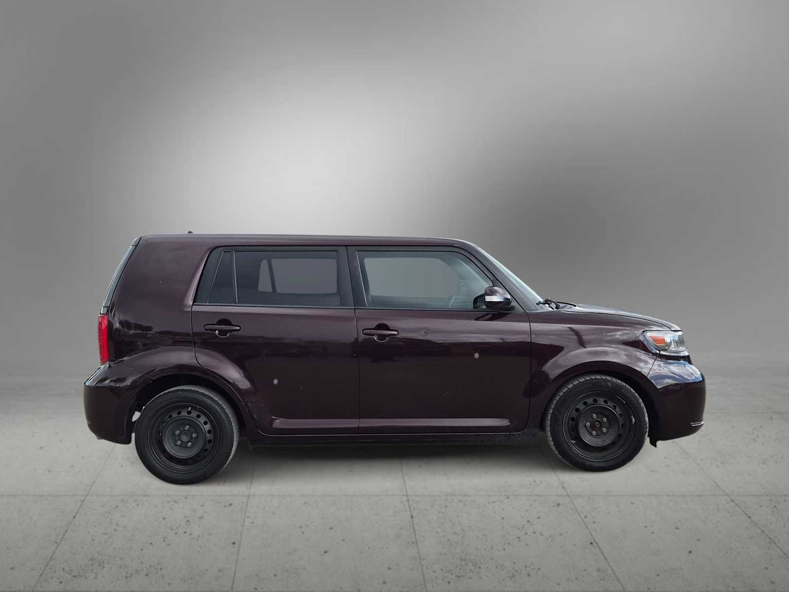 Used 2008 Scion xB FWD image 9