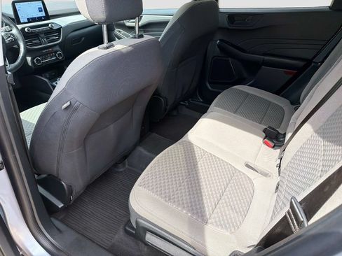 Used 2022 Ford Escape SE w/ Convenience Package FWD image 15