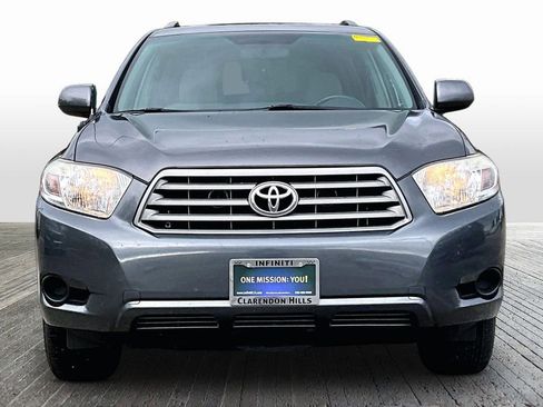 Used 2010 Toyota Highlander 4WD image 2