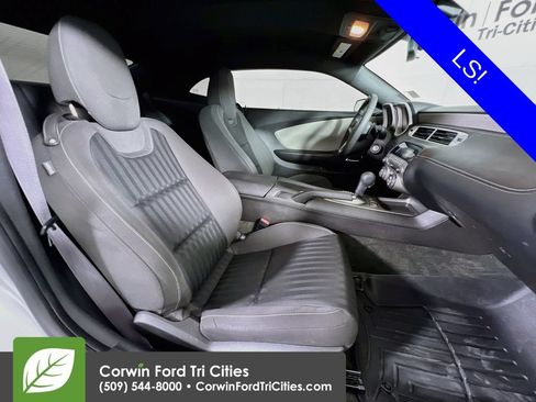 Used 2014 Chevrolet Camaro LS RWD image 16