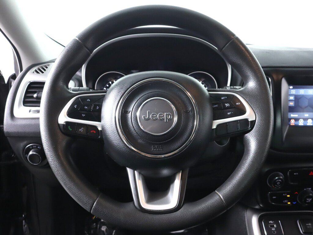Used 2020 Jeep Compass Sport FWD image 11