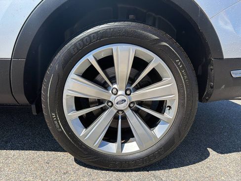 Used 2018 Ford Explorer Limited AWD/4WD image 6