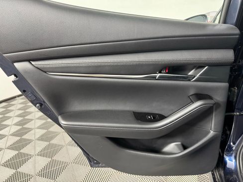 Used 2023 MAZDA MAZDA3 s image 42