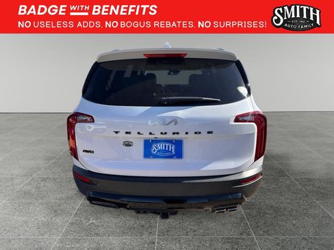 Used 2022 Kia Telluride EX w/ EX Premium Package image 5