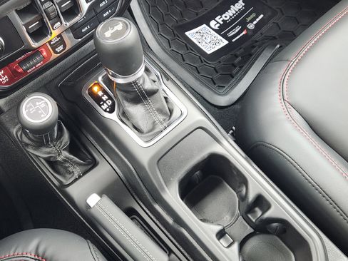 New 2026 Jeep Wrangler Unlimited Rubicon image 16