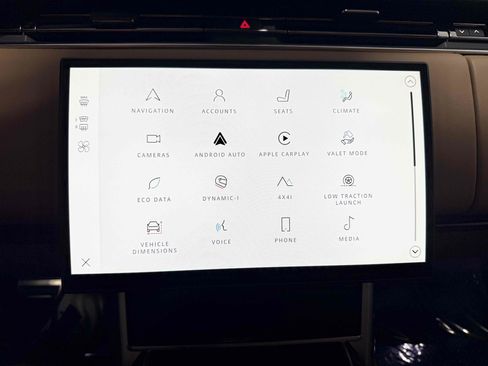 Used 2025 Land Rover Range Rover Long Wheelbase Autobiography image 44