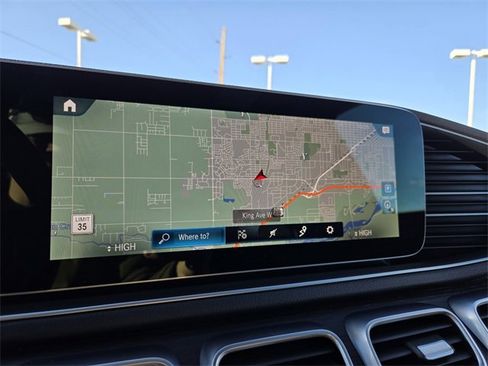 Used 2023 Mercedes-Benz GLS 450 4MATIC image 26