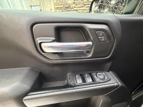 Used 2019 Chevrolet Silverado 1500 Custom w/ Custom Convenience Package image 25