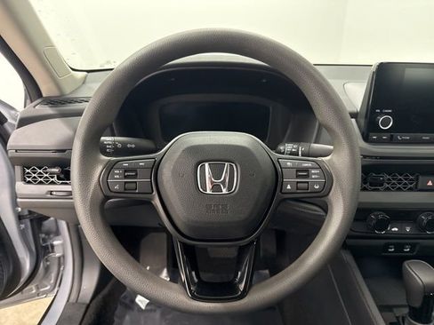 Used 2023 Honda Accord LX image 22