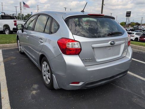 Used 2013 Subaru Impreza 2.0i image 3