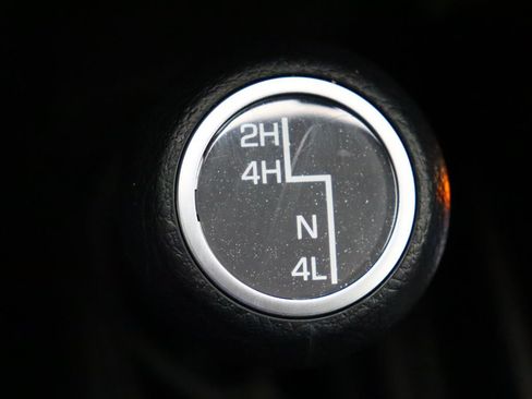 Used 2020 Jeep Wrangler Sport AWD/4WD image 24