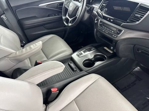 Certified 2023 Honda Passport EX-L image 24
