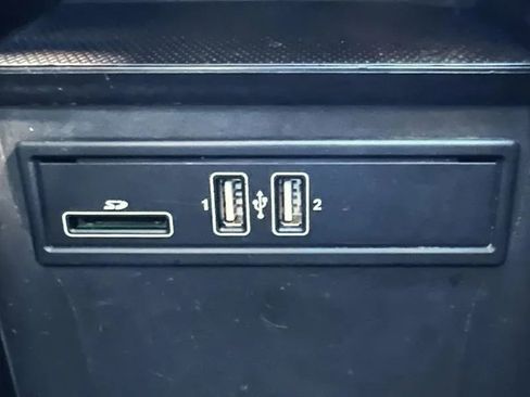 Used 2016 Mercedes-Benz GLC 300 GLC 300 Sport Utility 4D image 40