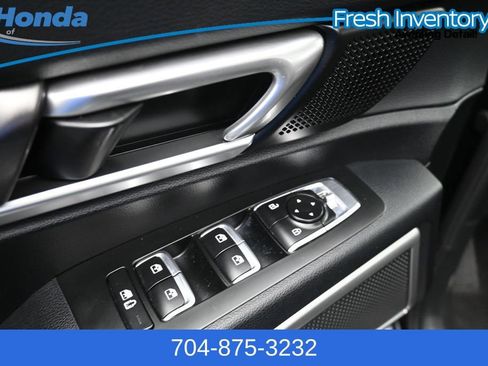 Used 2023 Kia Telluride S w/ S Sunroof Package AWD/4WD image 21