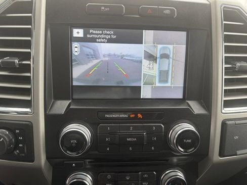 Used 2016 Ford F150 Lariat w/ Equipment Group 502A Luxury image 34