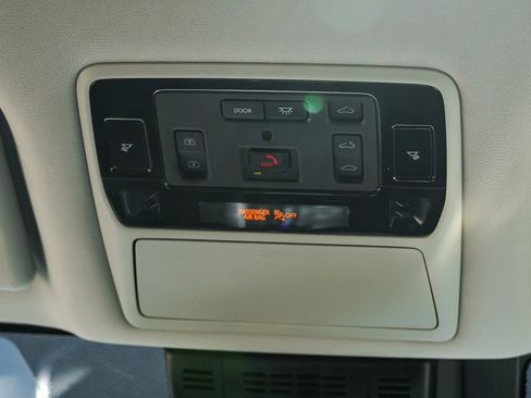 Certified 2025 Toyota Grand Highlander AWD image 34