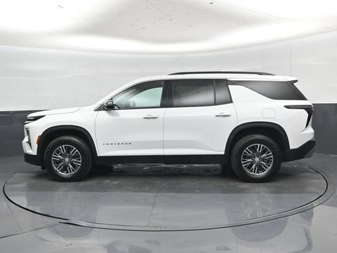 Used 2026 Chevrolet Traverse LT FWD image 37