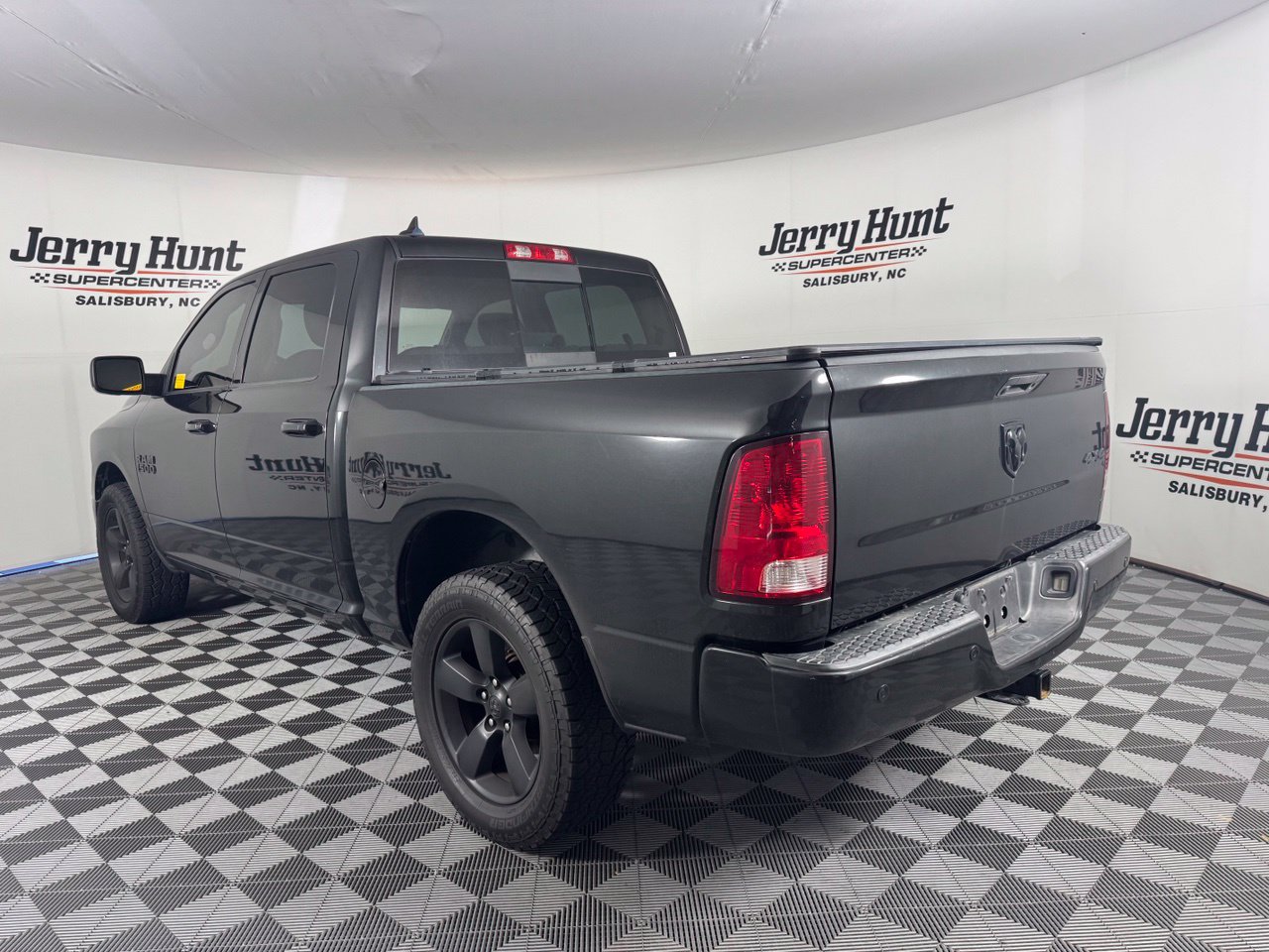 Used 2018 RAM 1500 Big Horn AWD/4WD image 9