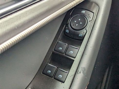 Used 2025 Ford Explorer Active image 22