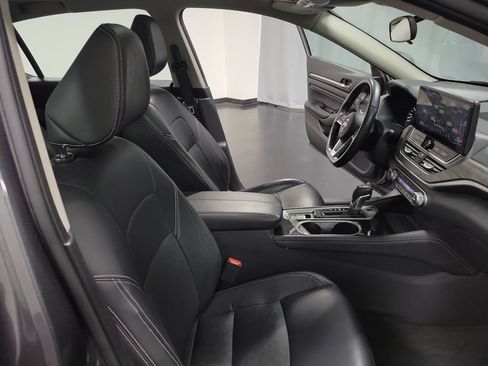 Used 2023 Nissan Altima 2.5 SL FWD image 33