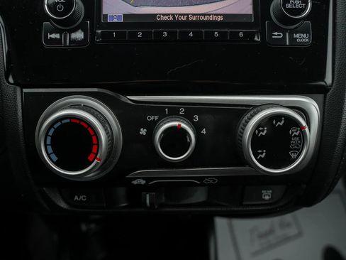 Used 2015 Honda Fit LX image 19