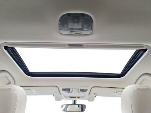 Used 2018 Subaru Outback 2.5i Limited image 12