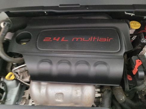 Used 2020 Jeep Compass Latitude AWD/4WD image 30