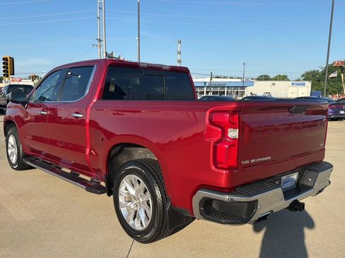 Used 2019 Chevrolet Silverado 1500 LTZ w/ LTZ Plus Package AWD/4WD image 15