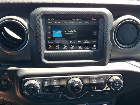Used 2023 Jeep Wrangler Unlimited w/ Cold Weather Group AWD/4WD image 16