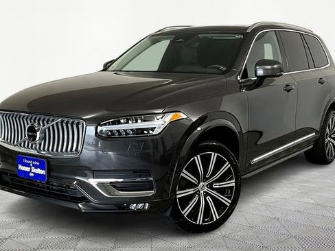 Used 2024 Volvo XC90 B6 Plus image 2
