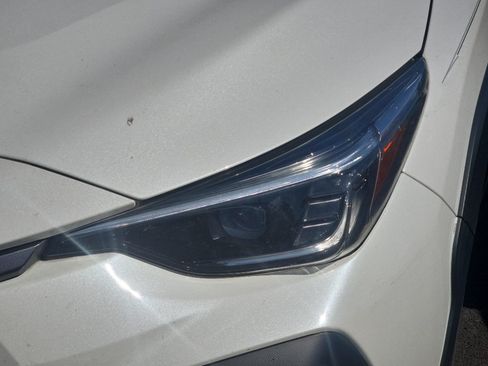 Used 2024 Subaru Crosstrek 2.5i Limited w/ Crosstrek Mirror Package AWD/4WD image 9