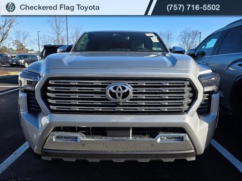 Used 2024 Toyota Tacoma Limited w/ Limited Package (LT) image 2