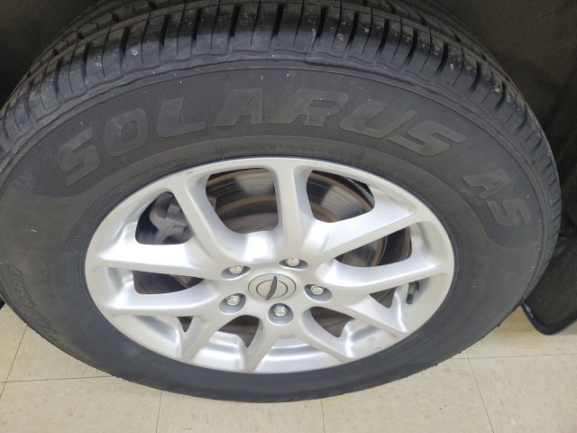 Used 2023 Chrysler Pacifica Touring-L FWD image 5
