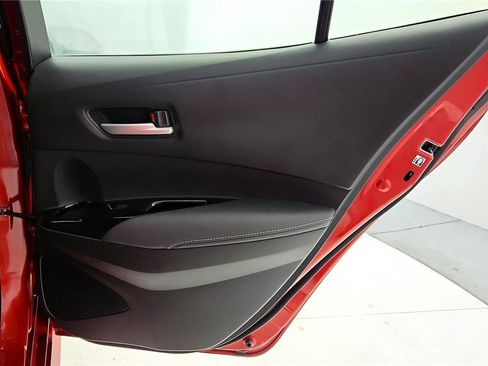 Used 2019 Toyota Corolla SE image 19