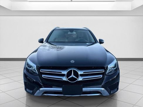 Used 2019 Mercedes-Benz GLC 300 4MATIC image 7