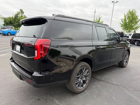 Used 2026 Ford Expedition Max Platinum w/ Stealth Appearance Package AWD/4WD image 6