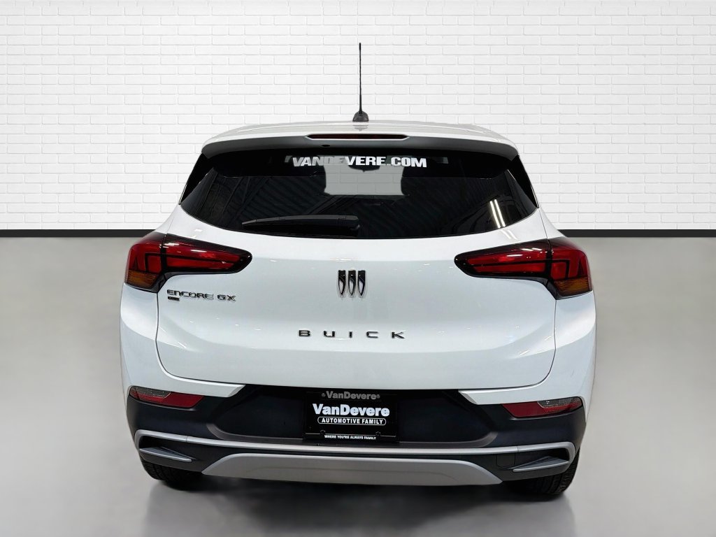 Used 2024 Buick Encore GX Preferred AWD/4WD image 8