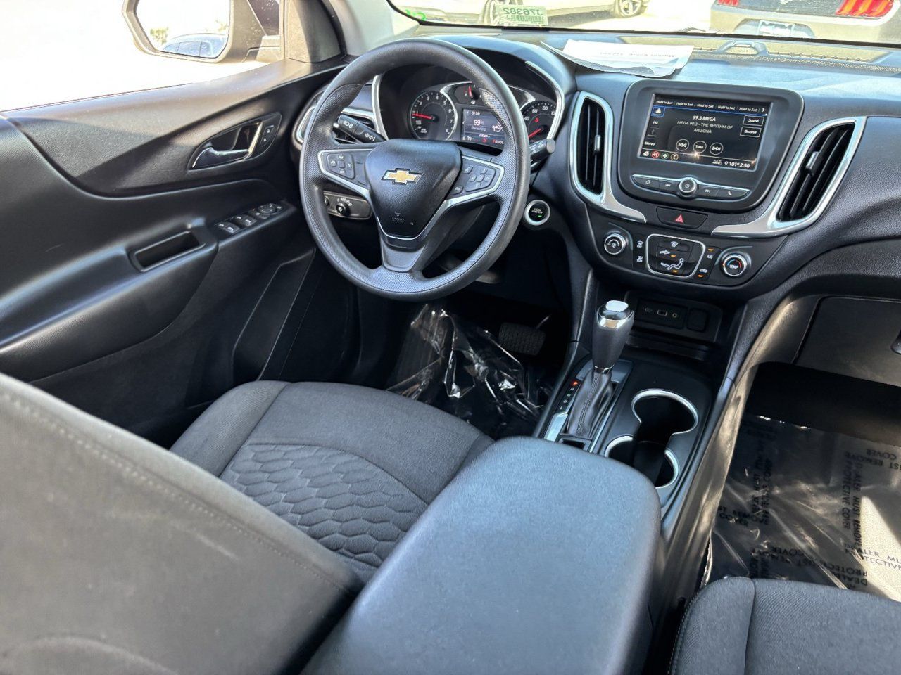 Used 2019 Chevrolet Equinox LT FWD image 12