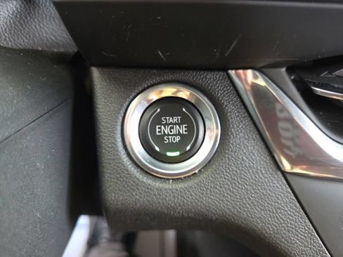 Used 2024 Buick Envista Sport Touring w/ Convenience I Package FWD image 48