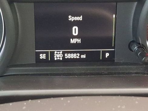 Used 2021 Chevrolet Silverado 1500 Custom Trail Boss w/ LPO, Dark Essentials Package image 21