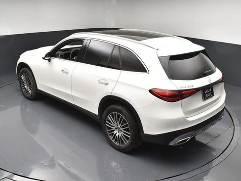Used 2023 Mercedes-Benz GLC 300 4MATIC image 42
