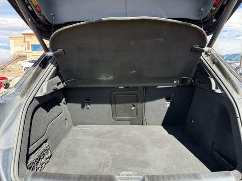 Used 2019 Mercedes-Benz GLA 250 4MATIC image 16