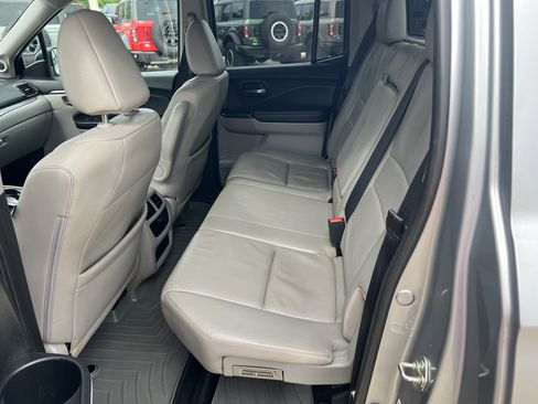 Used 2017 Honda Ridgeline RTL-T image 15