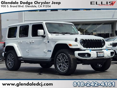 Used 2024 Jeep Wrangler High Altitude AWD/4WD image 1
